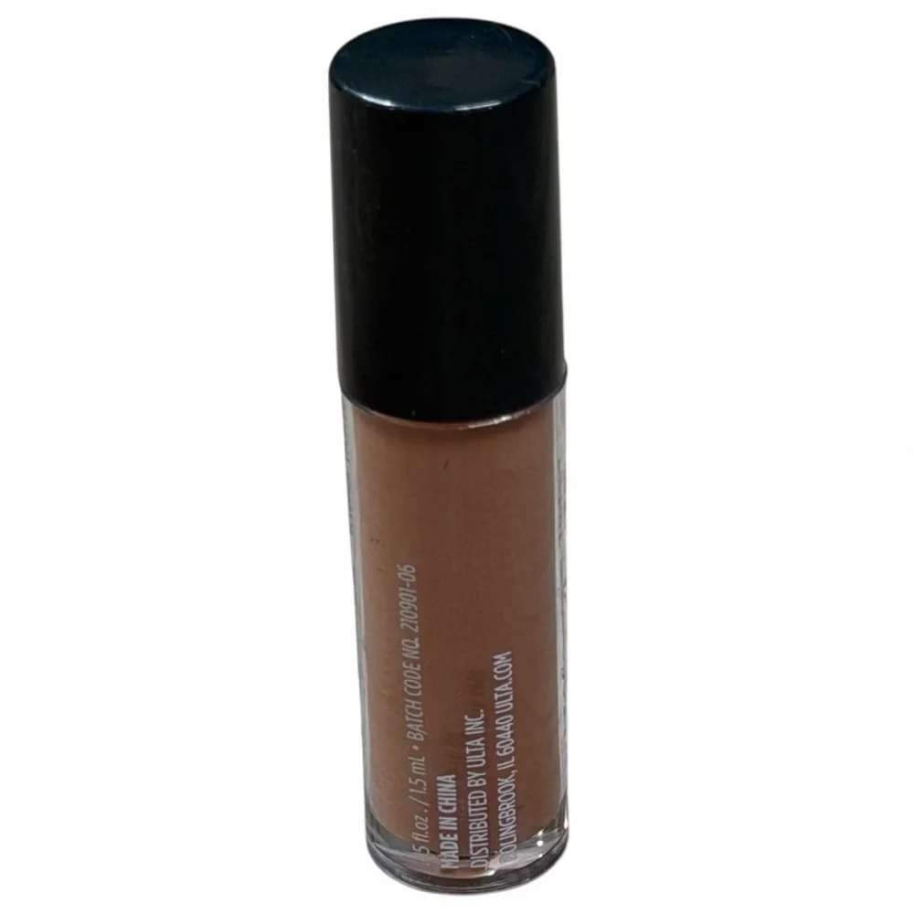 3/$20💗 Ulta Beauty Juice Infused Tinted Lip Oil in Buff Babe (Light Beige)